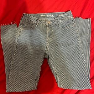 Old Navy Rockstar Jeans White and Blue Striped With Navy Embroidery Size 2